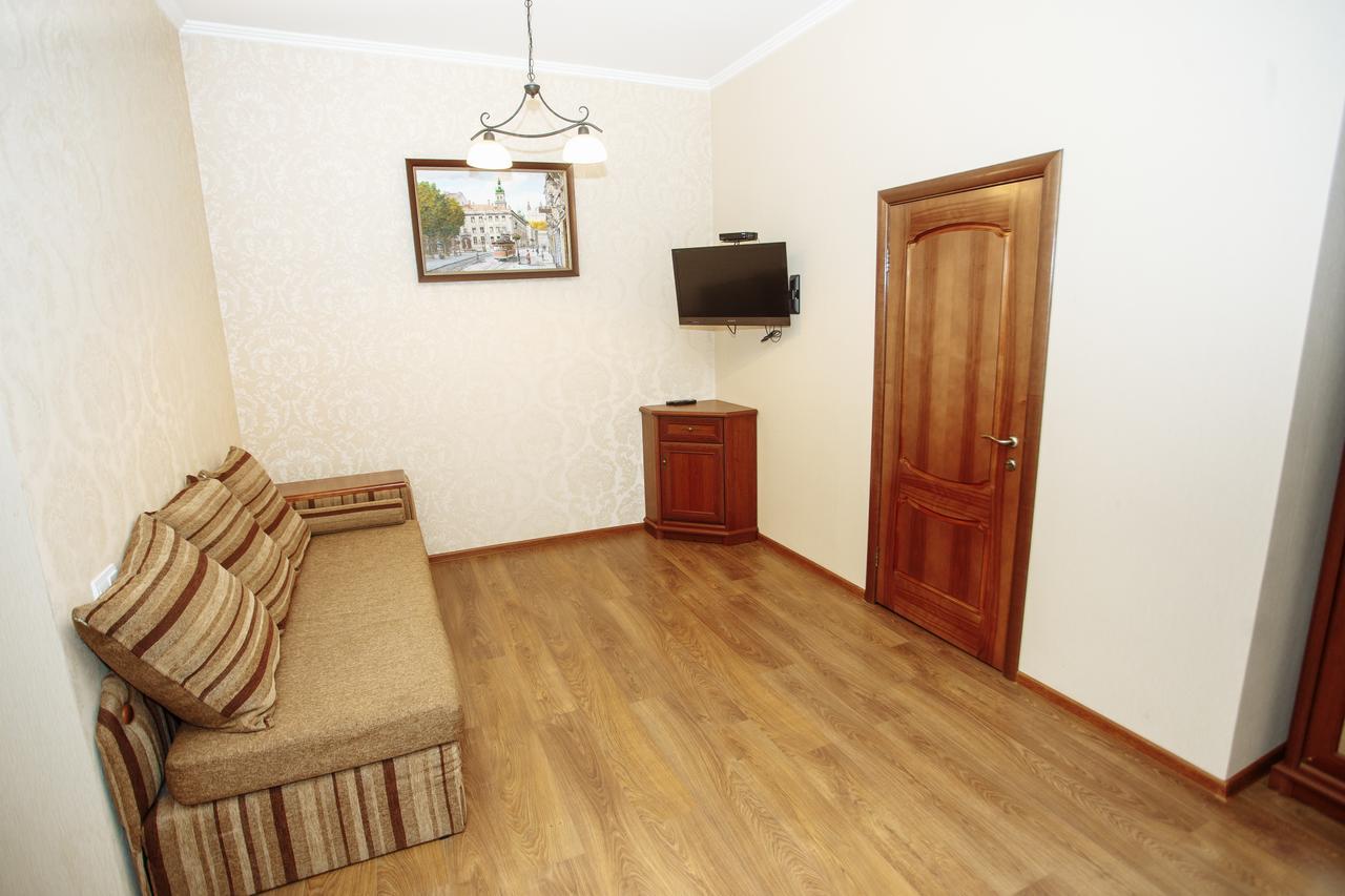 Apartment Near Museum Lviv Buitenkant foto