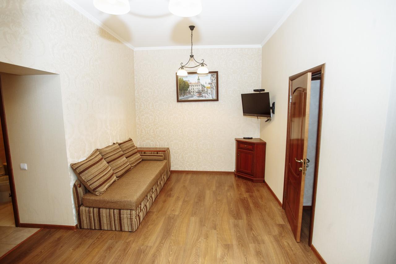Apartment Near Museum Lviv Buitenkant foto