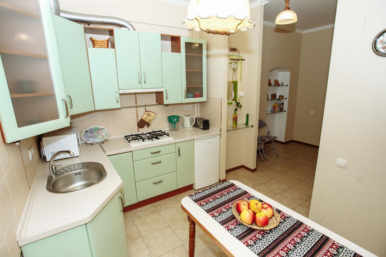 Apartment Near Museum Lviv Buitenkant foto