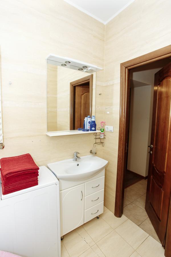 Apartment Near Museum Lviv Buitenkant foto